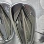 Mizuno JPX 923 Hot Metal irons and Sirxon Bag Image 5