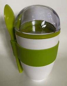 2 in 1 breakfast cup for on the go