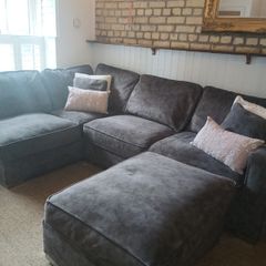 Corner suite