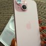 iphone 15- good as new with no scratches & with new phone accessories Image 3