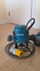 Makita RP0900 Plunge Router