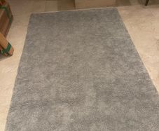 Lovely Large Grey Rug - Can Deliver