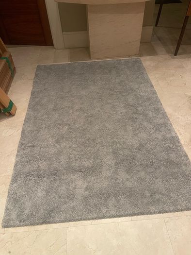 Lovely Large Grey Rug - Can Deliver