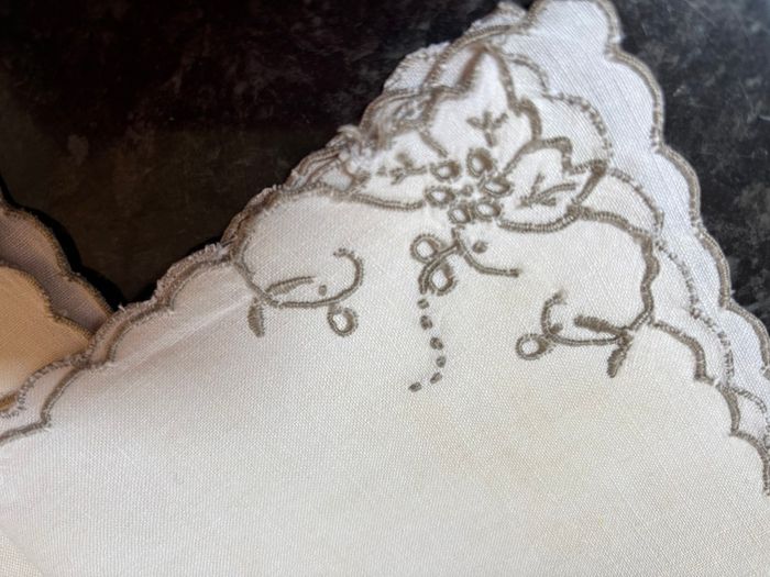 Vintage Set of 6 Embroidered Napkins