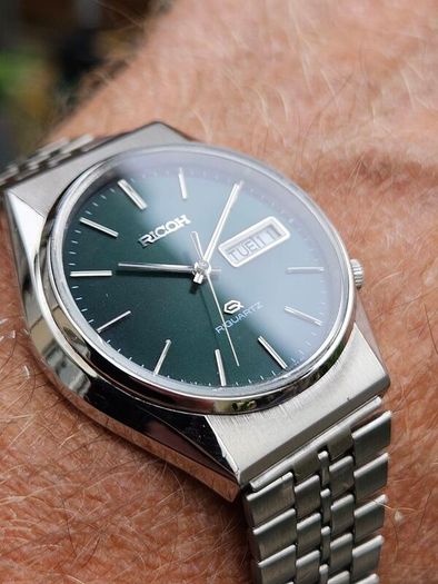 Watch Ricoh Riquartz. Vibtage.