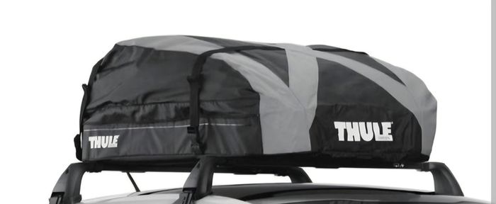 Thule ranger 90 roof box