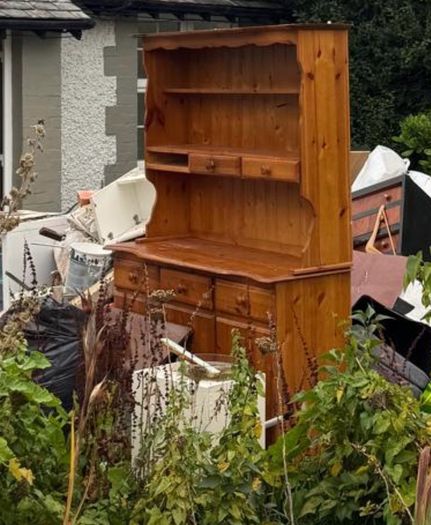 pine dresser