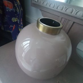 Beige vase