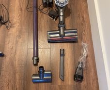 dyson D6