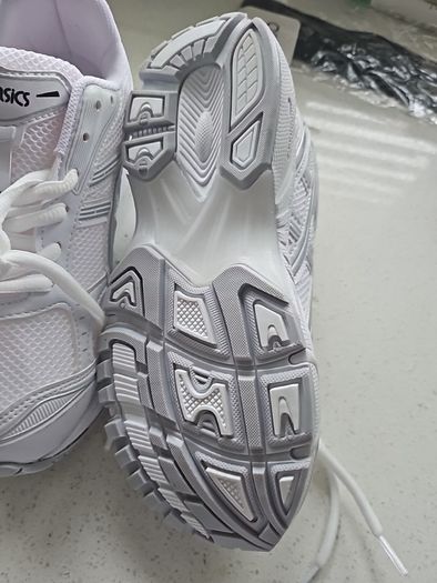 Girls Asics Trainers