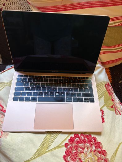 Macbook Air 8, Rose Gold