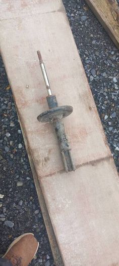 Sandero front shock