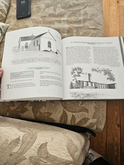 The Churche's Of Kildare And Leighlin 2000 A.d. Drawings And Research  By John Duffy. Edited By John Mcevoy. First Edition Large Volume Hardback In Good Condition.  See Photos For Same.