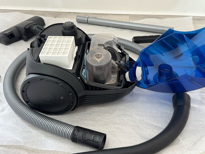 Vacuum Cleaner