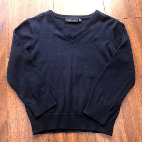 Navy school jumper Age 4-5
