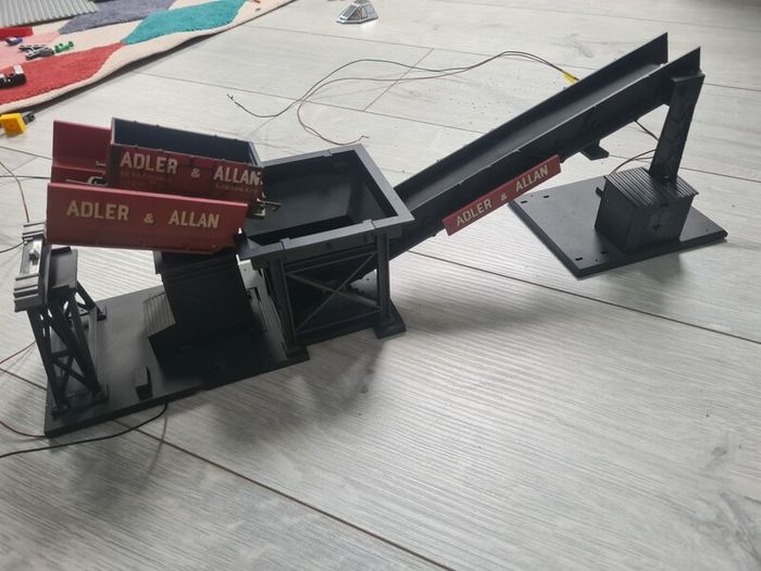 hornby gravel tipper and belt 00 gauge