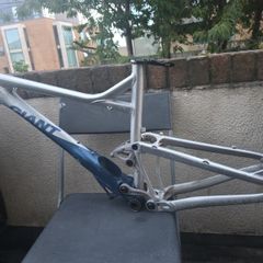 Giant Trance Frame M