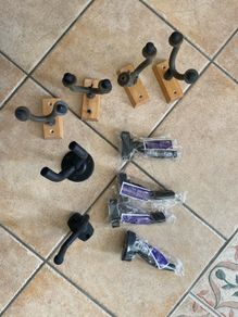guitar wall hangers