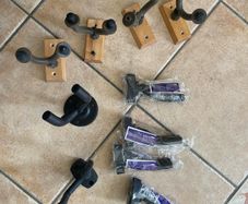 guitar wall hangers