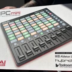 apc mini compact live controller