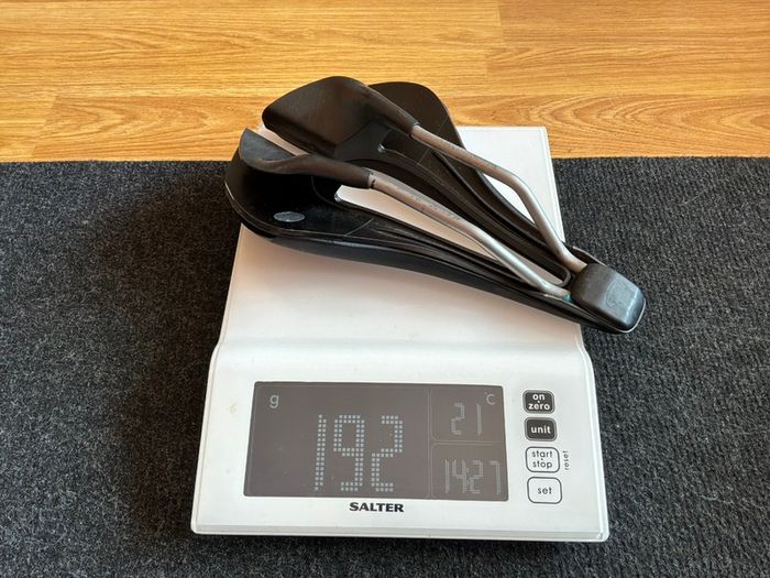Selle italia SP-O1 L 143mm Titanium rails