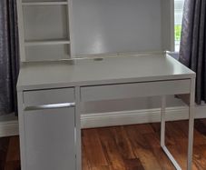 Desk ikea