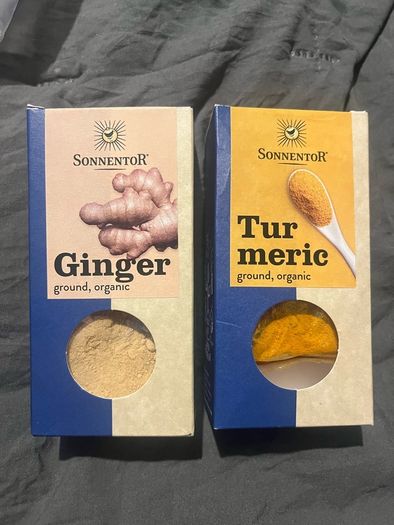 Organic Turmeric ginger healthy superfood