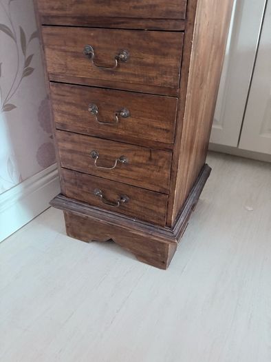 Beautiful slim rustic vintage 10 drawer tallboy in superb condition