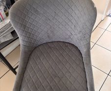 Bar stool