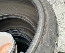 235/35/r20 Tyres Pair As New