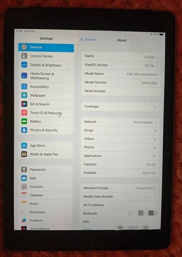 IPad 5th gen  32 gb SiM _ Mp242B/a