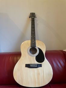 Martin Smith Acoustic Guitar Like New Beginner Bundle
