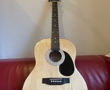 Martin Smith Acoustic Guitar Like New Beginner Bundle