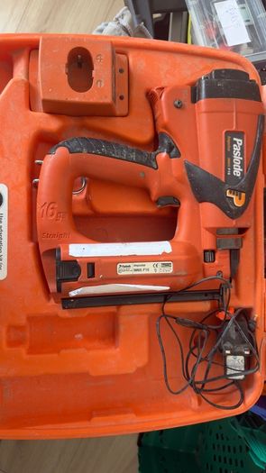 Paslode Impulse IM65 F16 16 Gauge Nail Gun - Excellent Condition