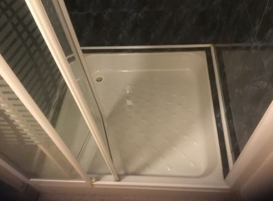 Shower tray 1000 base unit