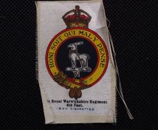 The Royal Warwickshire Regiment : 1915 Cigarette Silk - WW1