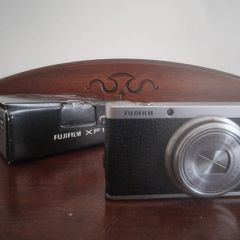 Fujifilm XF1 - Immaculate and Rare