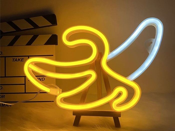 LED Banana Neon Light for Home Decor Battery&USB Operated 28.5cm x 19.5cm x 2cm