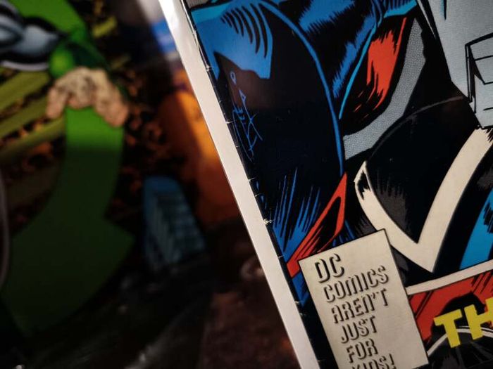 Manhunter ! Issue #4 ! The Unmasking ! Copper Age Comic from 1988 ! by DC Comics !