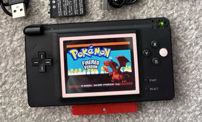 Pokemon FireRed GBA macro bundle (authentic)
