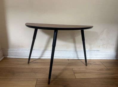 Coffee Table (leaf/half moon shape)