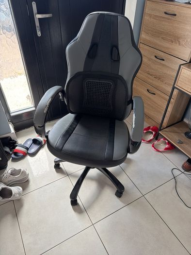 Desk chair