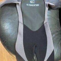 Kids wet suit full length