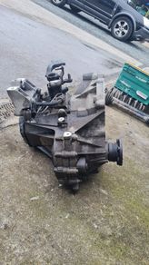 Volkswagon Golf Mk5 04-09 1.4 petrol Manual Gearbox 02t301103 @ OCG