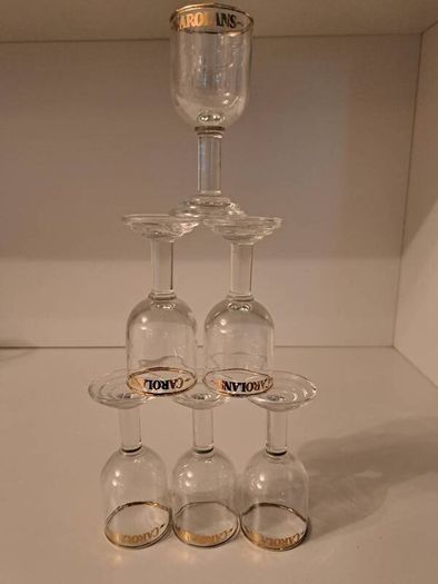 6 Unused Rare Carolans Irish Cream Liquer Shot Glasses