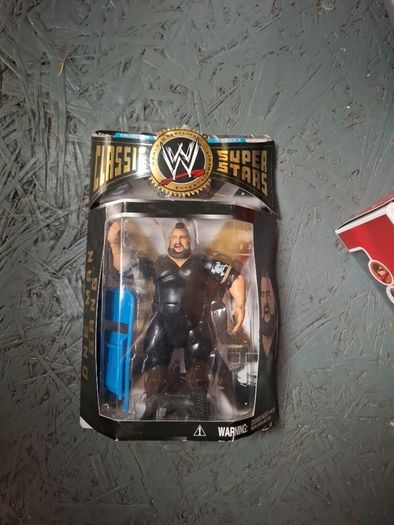 wwe classic superstars never opened still.sealed