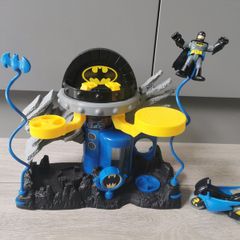 Imaginext DC super friends Batman command centre