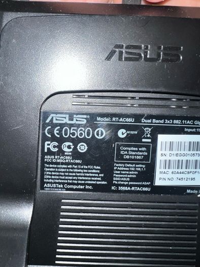 asus RT-AC66U Router -
