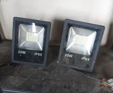 Shed lights