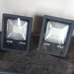 Shed lights